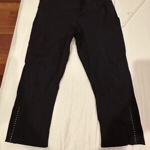 Lululemon Swift Speed High Rise Crop 21”Size 10